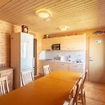 Vaino Turismitalu * Nina