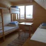 Vaino Turismitalu * Nina