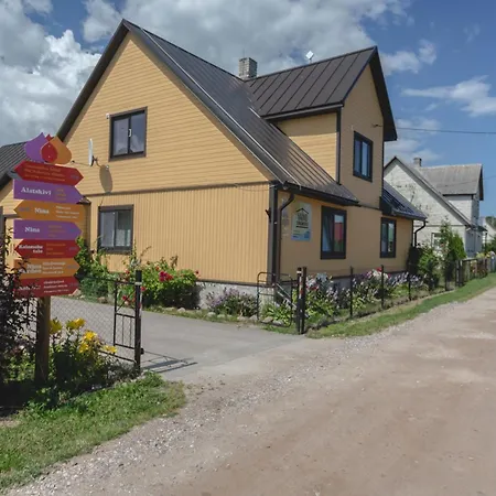 Feriegård Vaino Turismitalu Nina